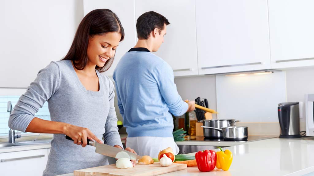 woman using chopping board